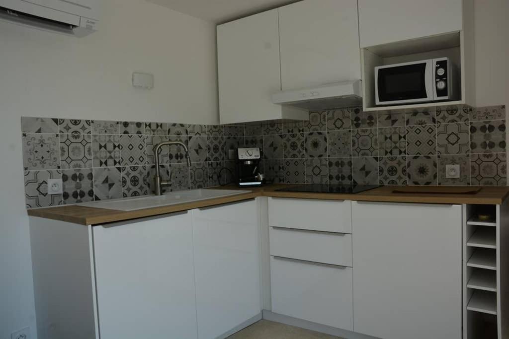 La Venturonne Appartement Neuf Rez De Jardin 45 M2 Vue Mer Et Vignes 10 Mn Des Plages Ле-Боссе Екстер'єр фото